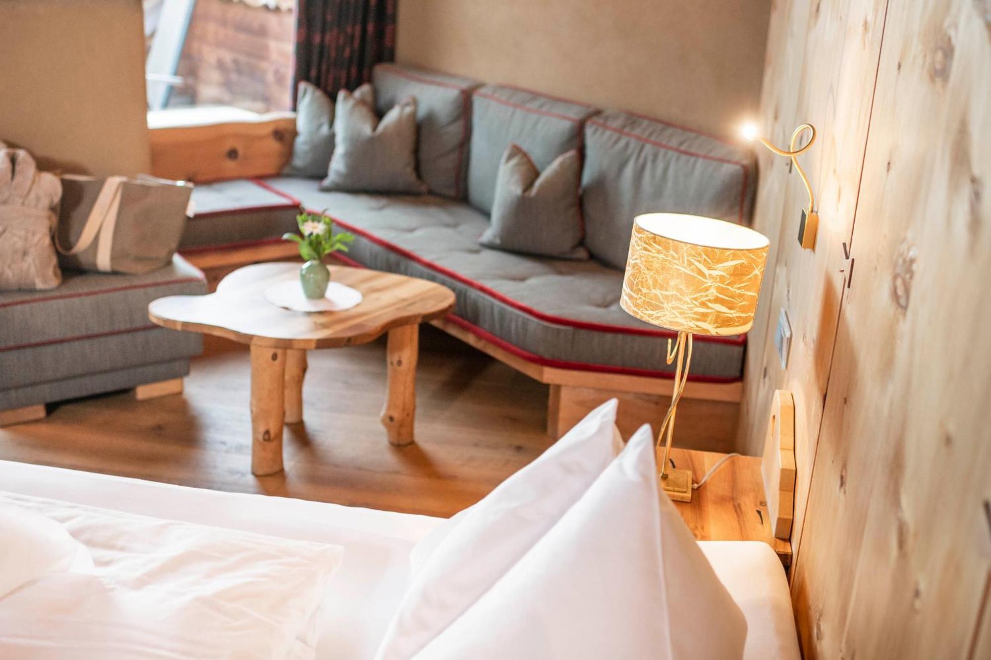 Naturhotel Luesnerhof Luson Esterno foto