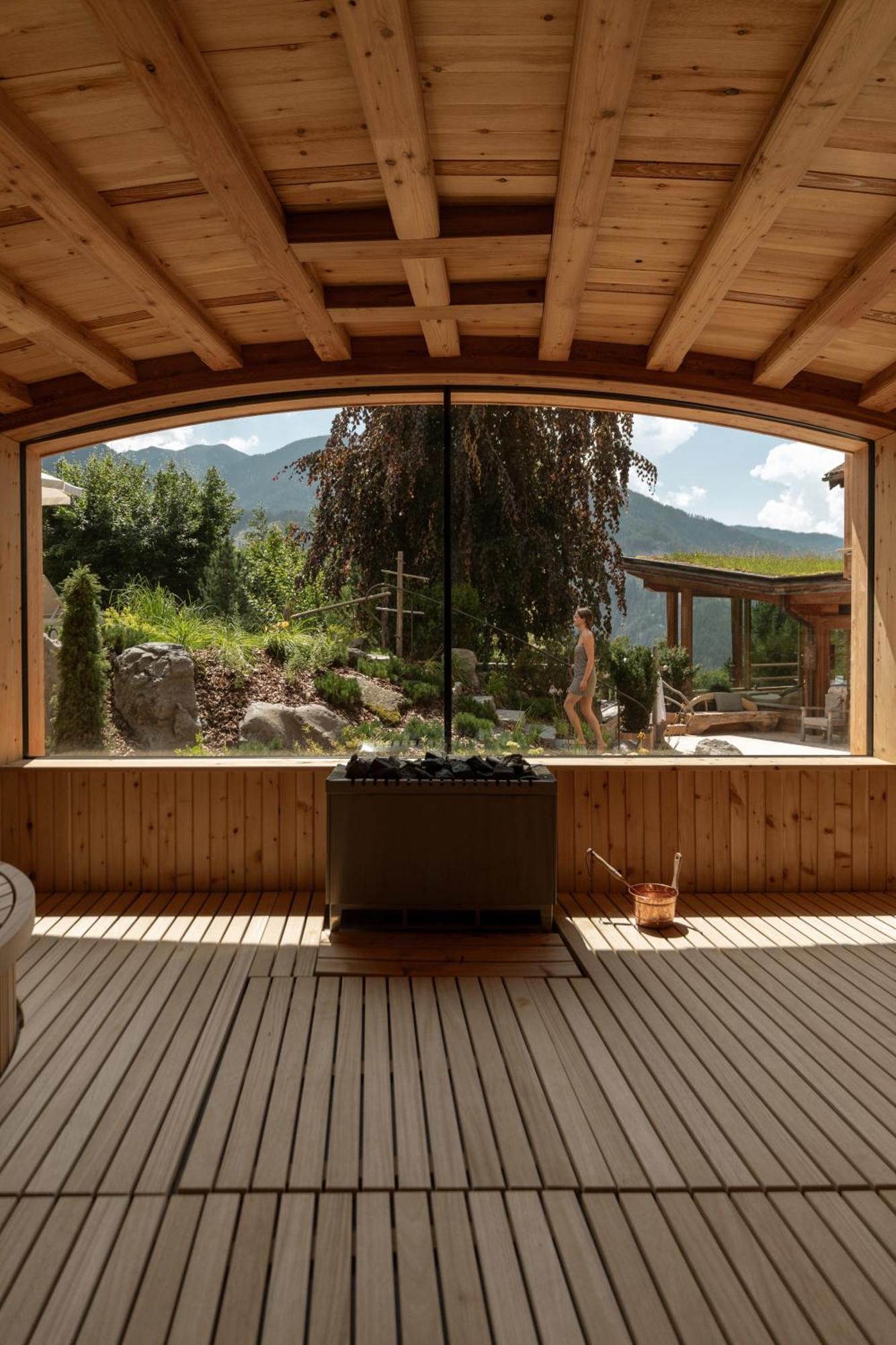 Naturhotel Luesnerhof Luson Esterno foto
