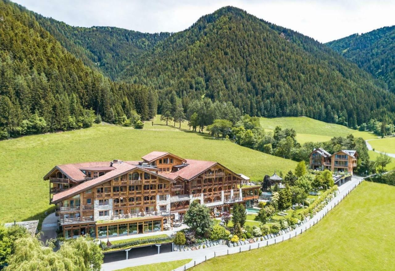 Naturhotel Luesnerhof Luson Esterno foto